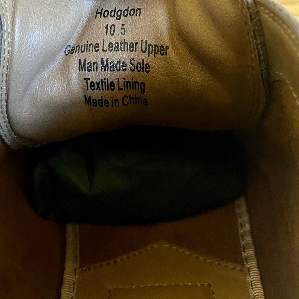 Men's Brown Suede Chukka Boots - Picture 13 of 15